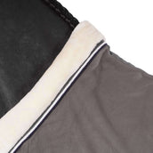 HB Showtime Showdecke Fleece 400gr Dutch Crown Grau HB Showtime Showdecke Fleece 400gr Dutch Crown Grau