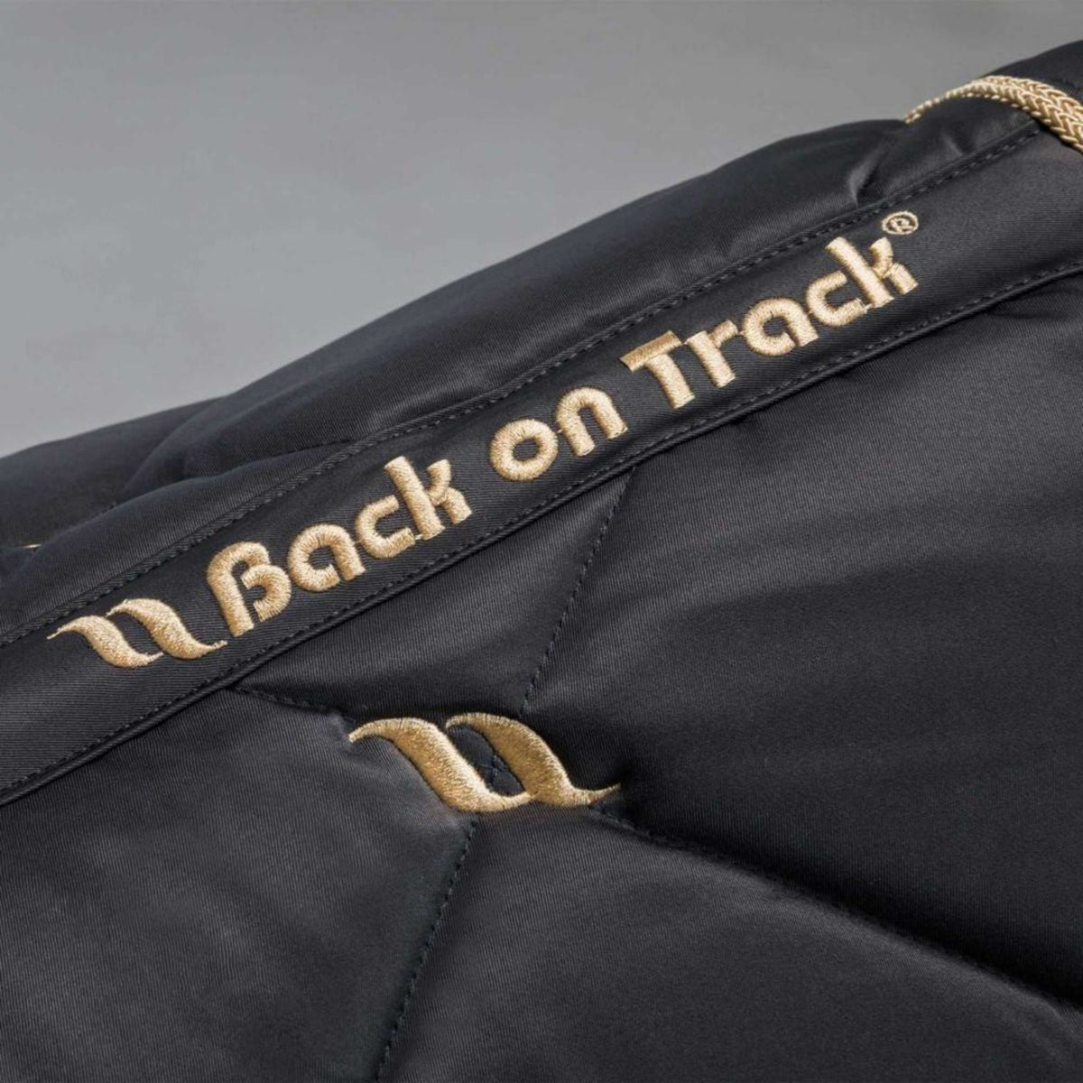 Back on Track Schabracke Nights Collection Springen Graphite