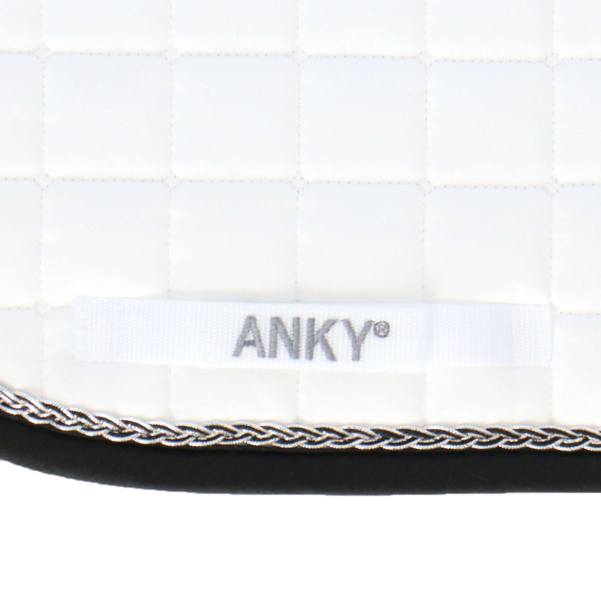 ANKY Schabracke Braided C-Wear Dressur Weiß/Schwarz