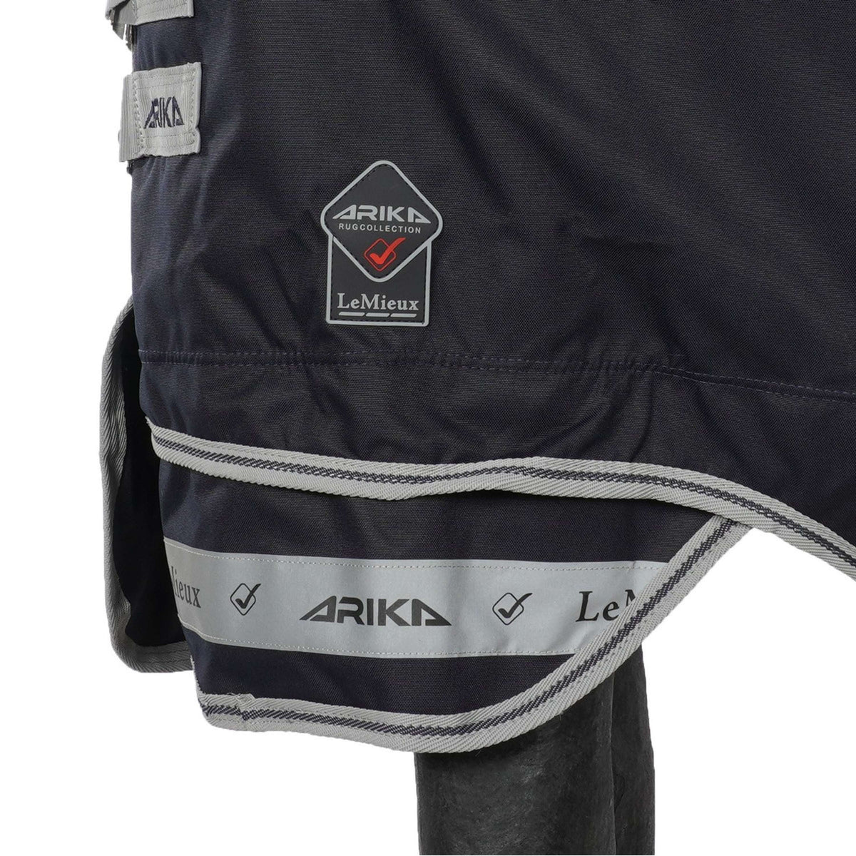 LeMieux Decke Arika Storm-Tek Turnout 350g Navy