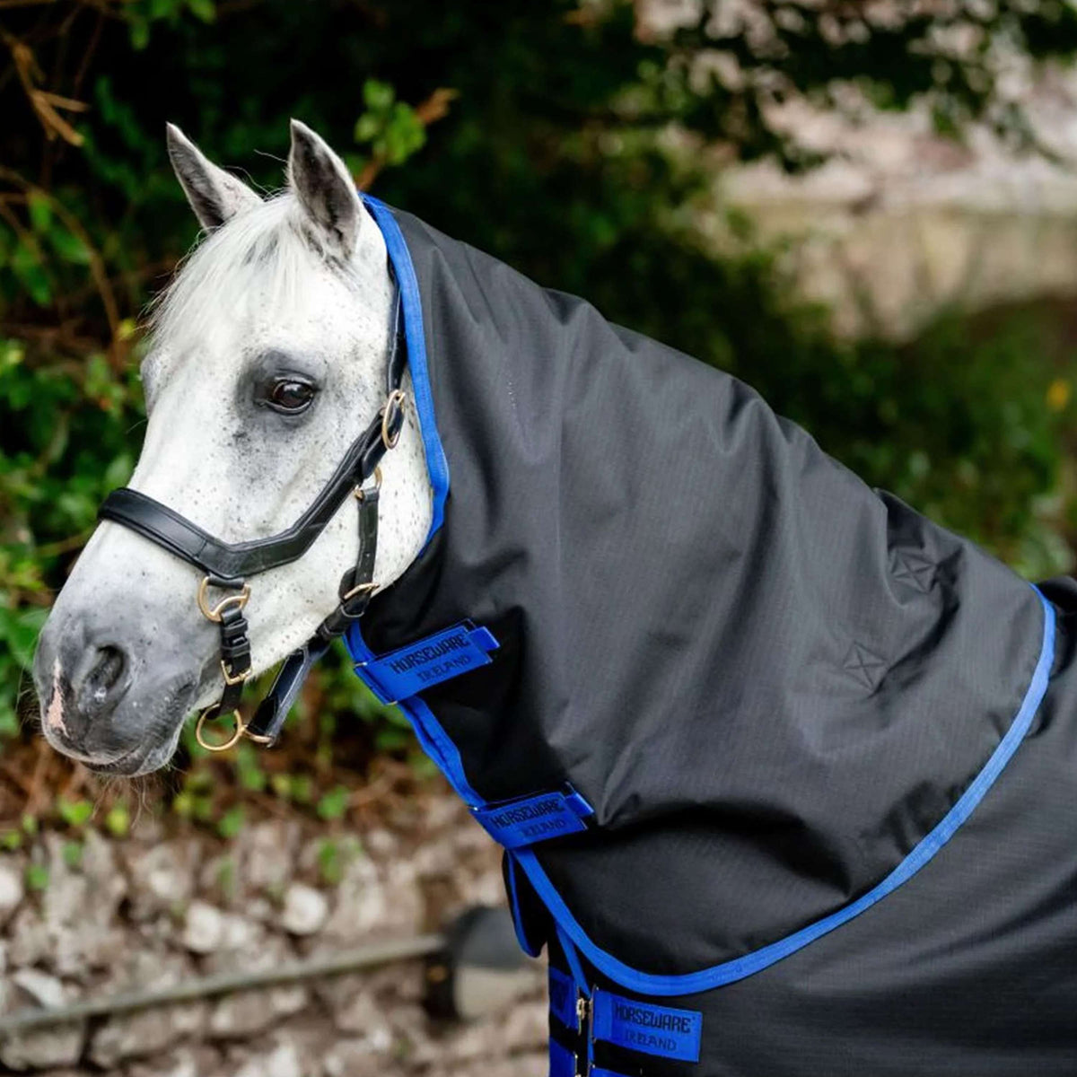 Amigo Ripstop 900 Halsstück 0g Schwarz/Blau