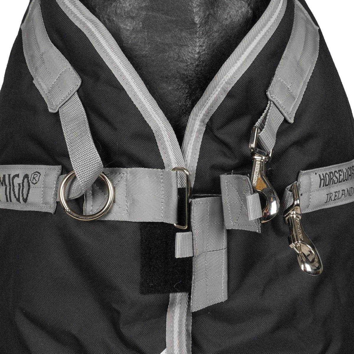 Amigo Bravo 12XL Original Turnout Lite 0g Black/Titanium Grey