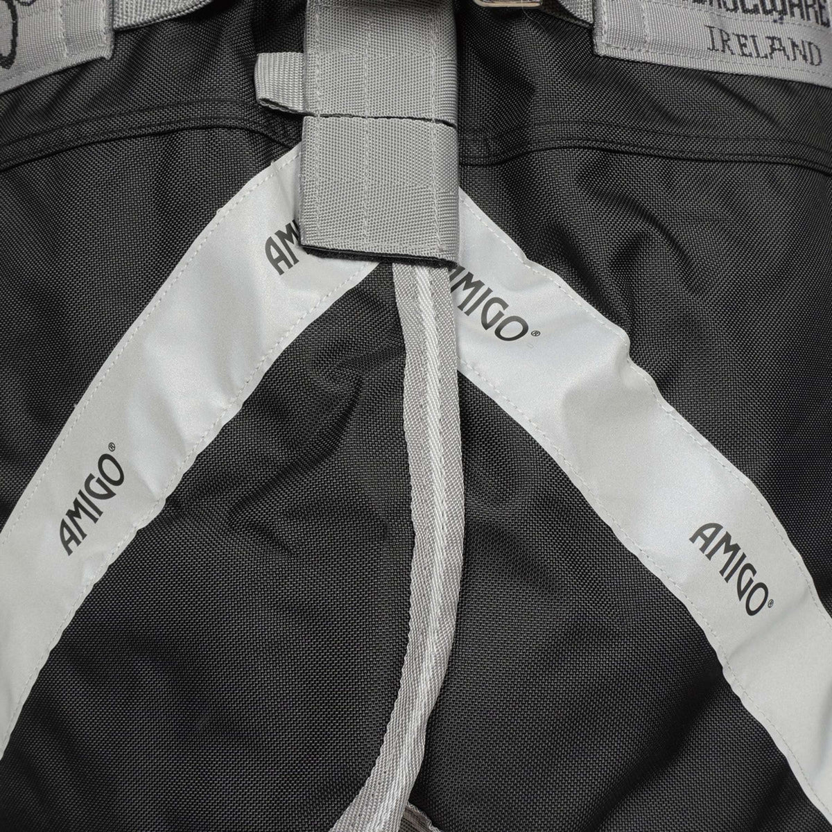 Amigo Bravo 12XL Original Turnout Medium 250g Black/Titanium Grey