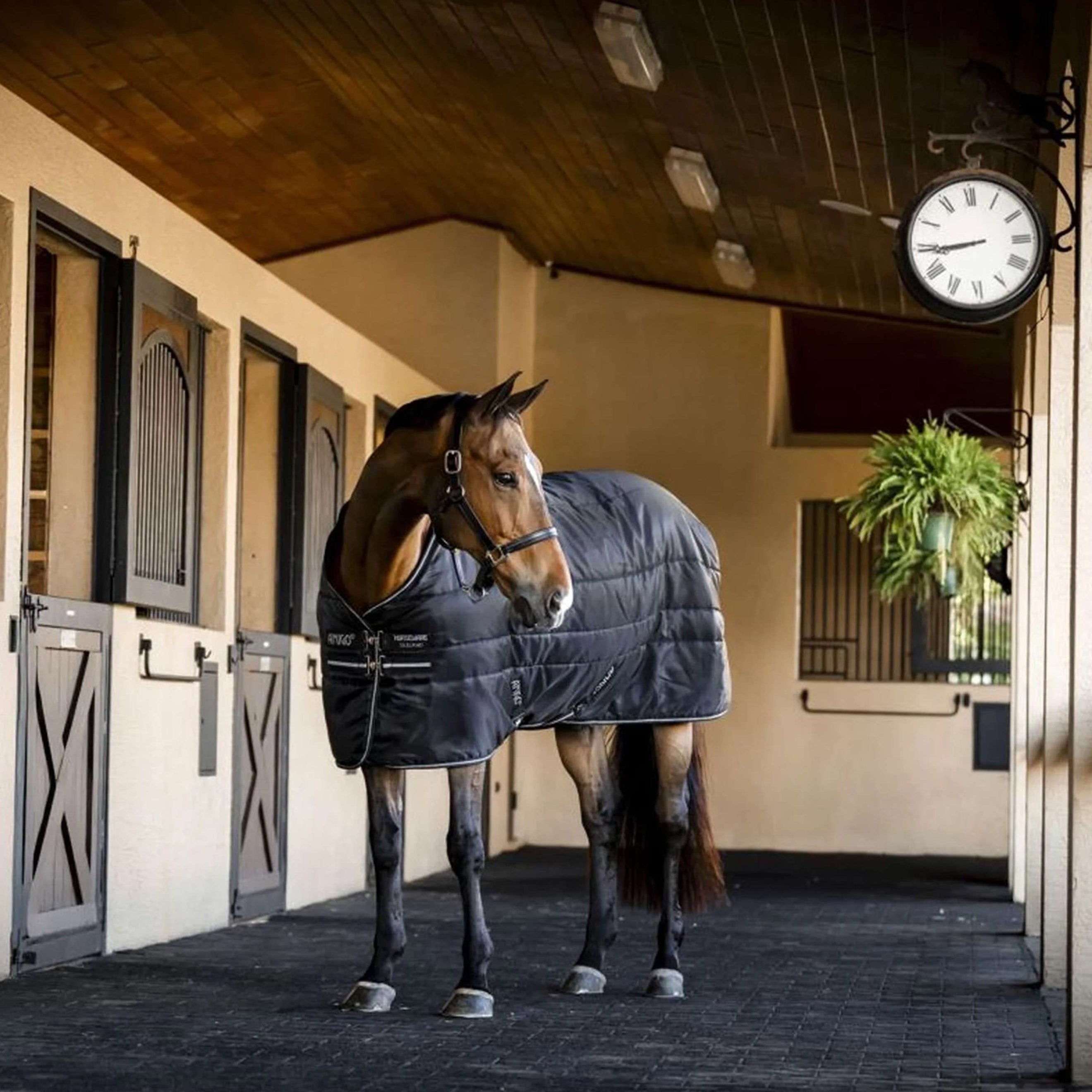 Amigo Ripstop Insulator Stable 50g Black/Black/Silver