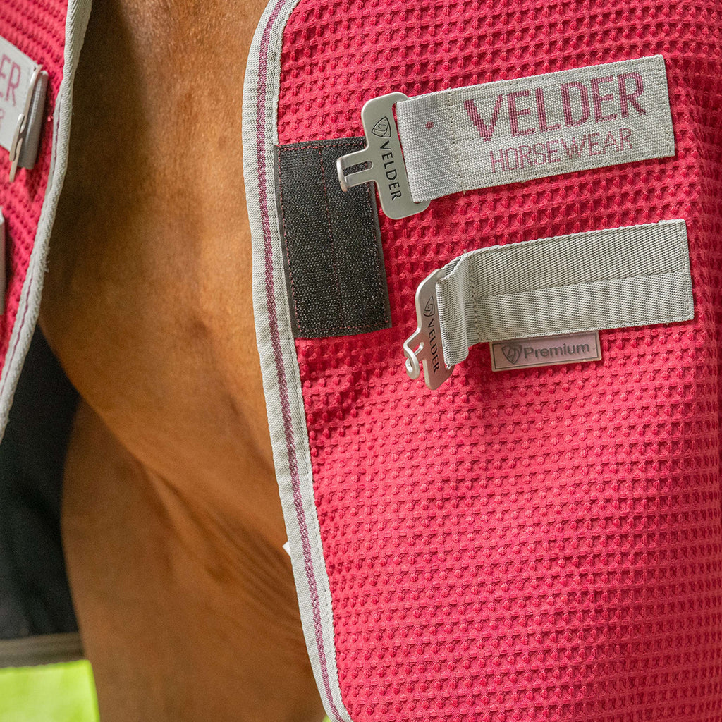 Velder Horsewear Premium Pony Waffle Cooler Rug Maulbeeren Rot