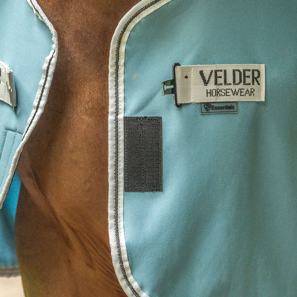 Velder Horsewear Essentials Cooler Rug Aqua Blau