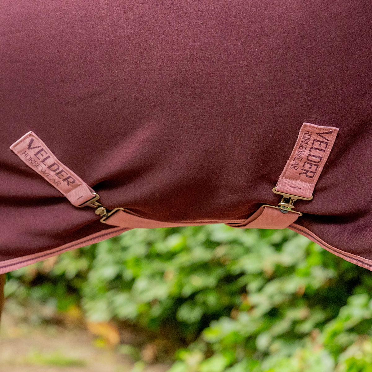 Velder Horsewear Cooler Rug Plum Brown