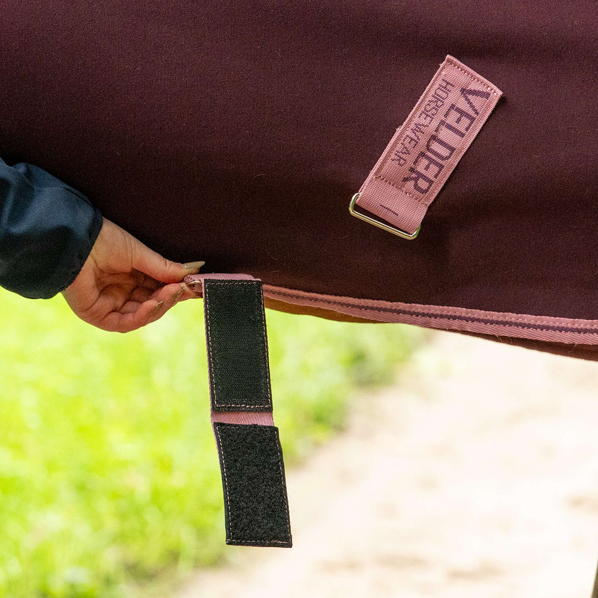 Velder Horsewear Cooler Rug Plum Brown