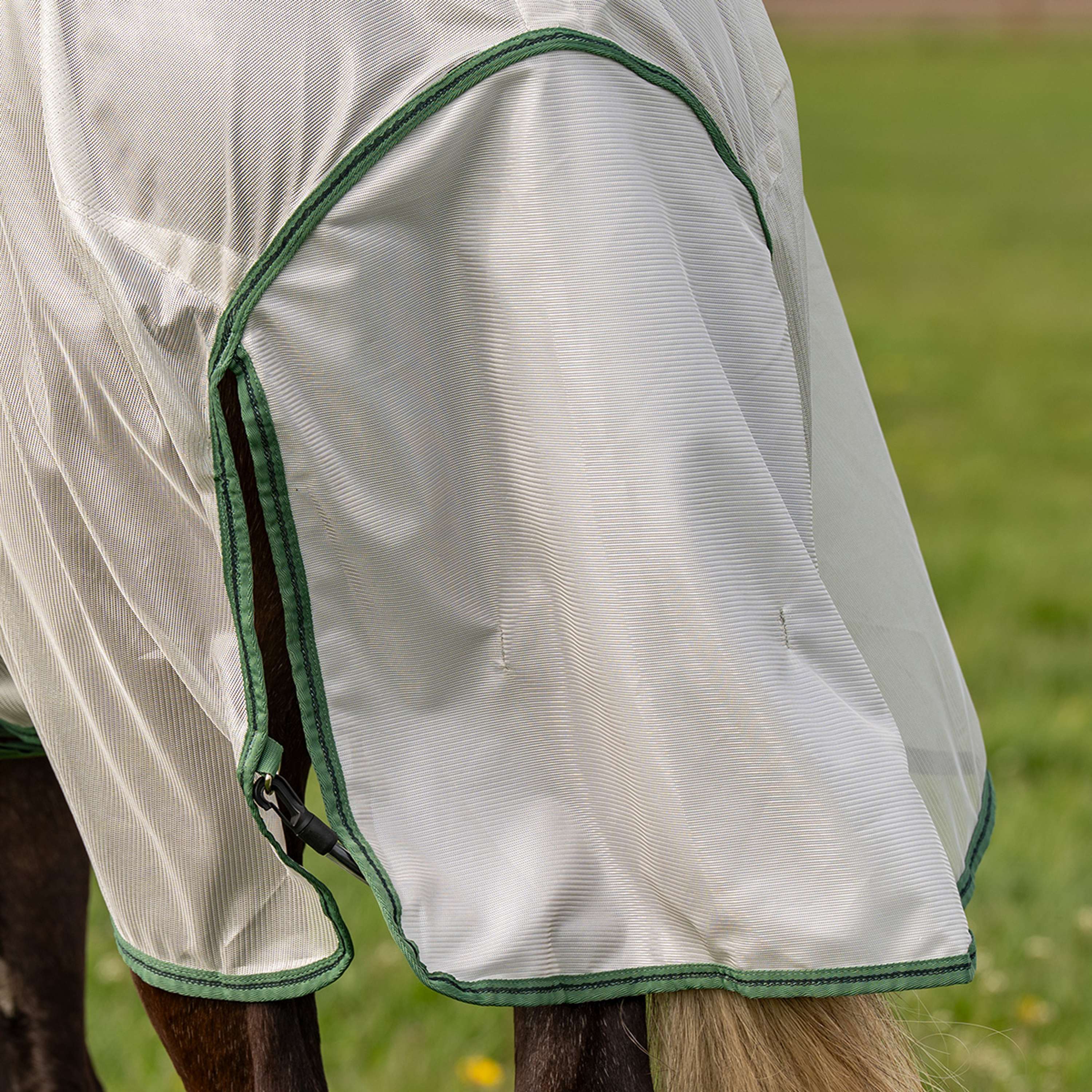 Velder Horsewear Essentials Pony Fliegendecke Mesh mit Halsteil Silber