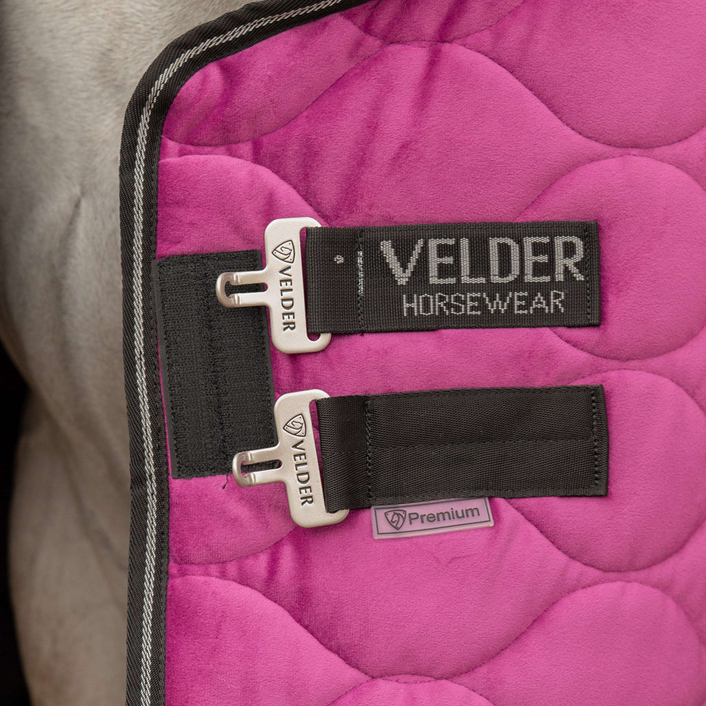 Velder Horsewear Premium Pony Showdecke Satin Glow Dutch Raspberry