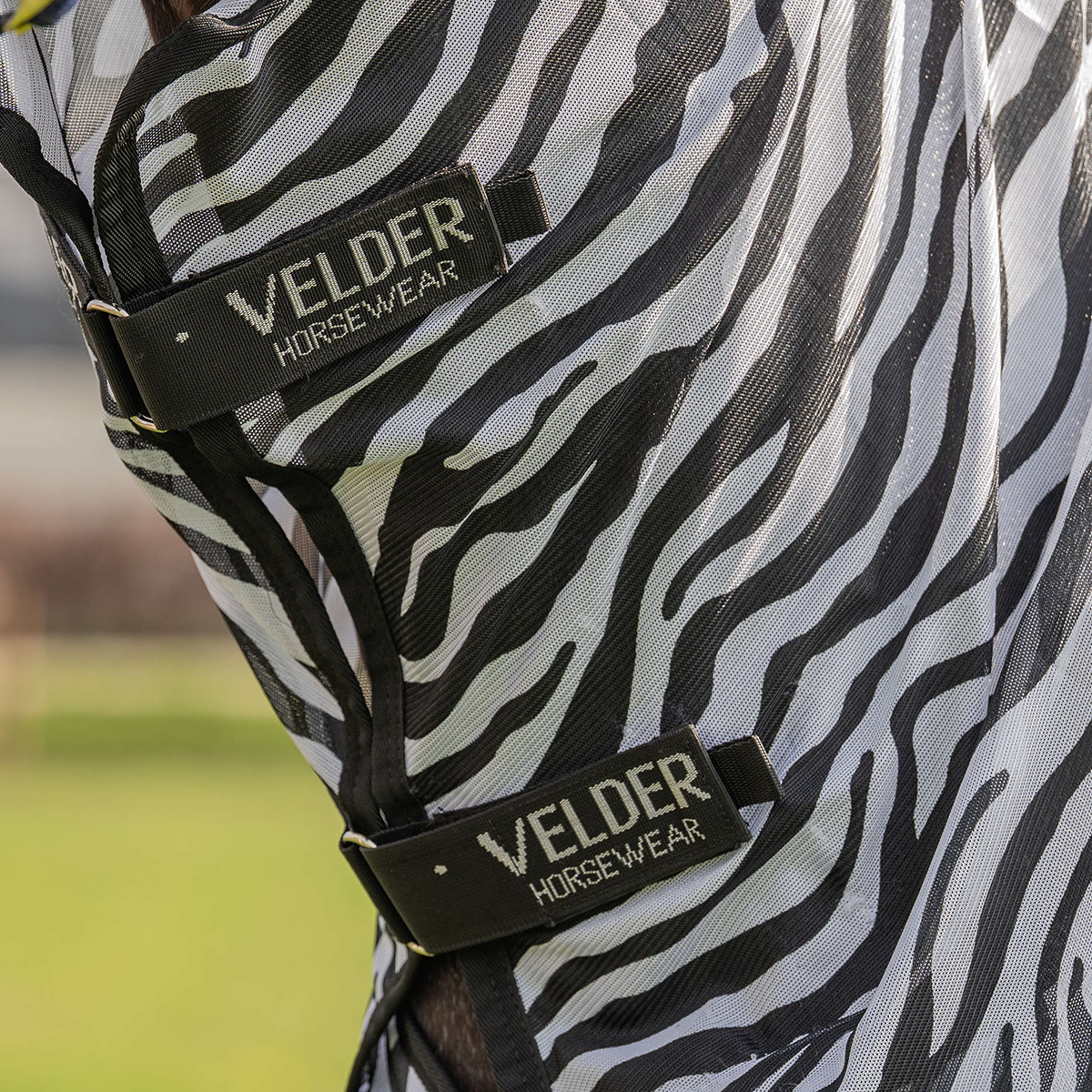Velder Horsewear Essentials Pony Fliegendecke mit Halsteil Zebra Schwarz/Weiß