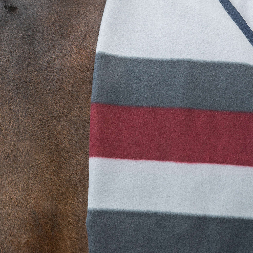 Velder Horsewear Essentials Fleecedecke Polar Stripes Grau/Bordeaux