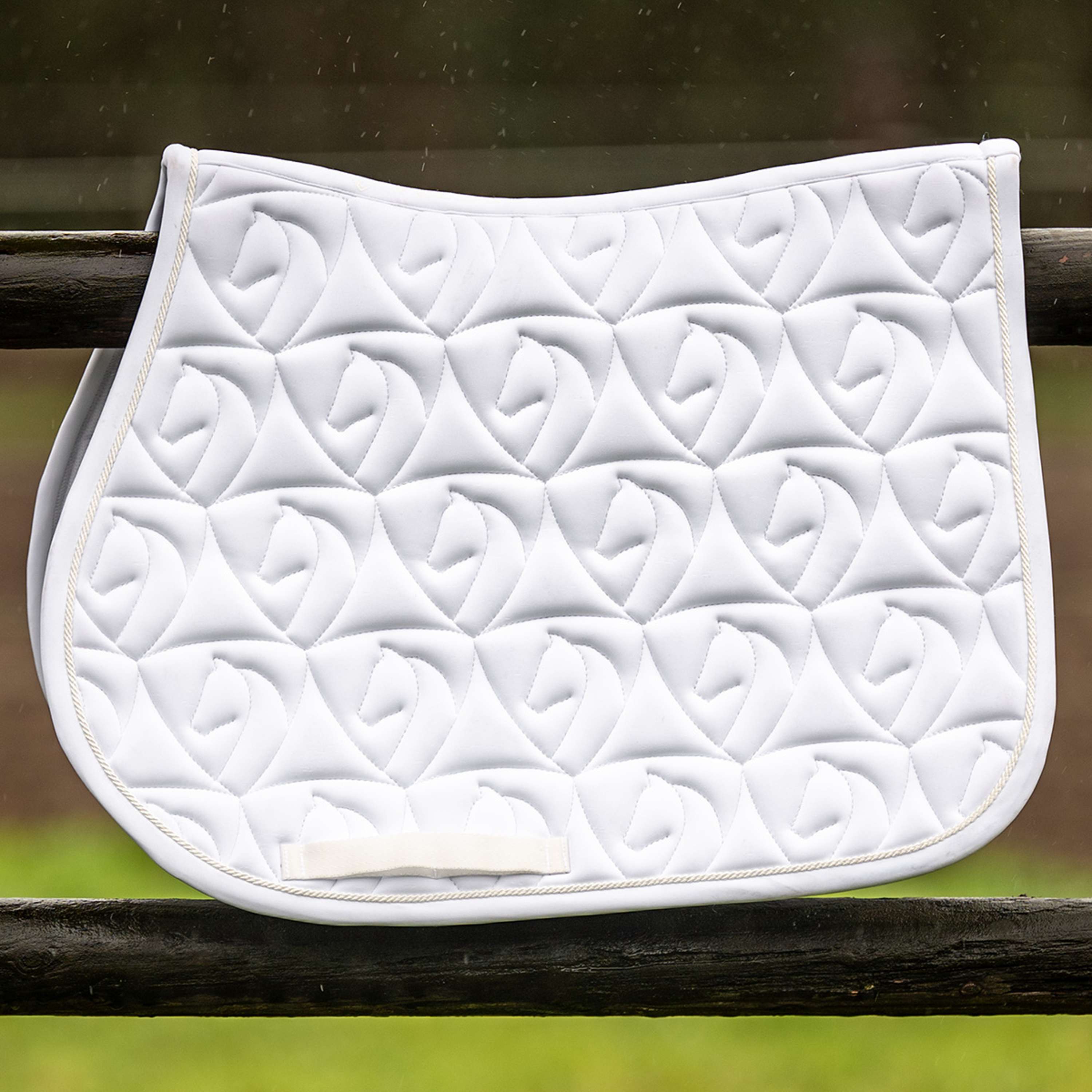 Velder Horsewear Schabracke Unibeau Springen Weiß