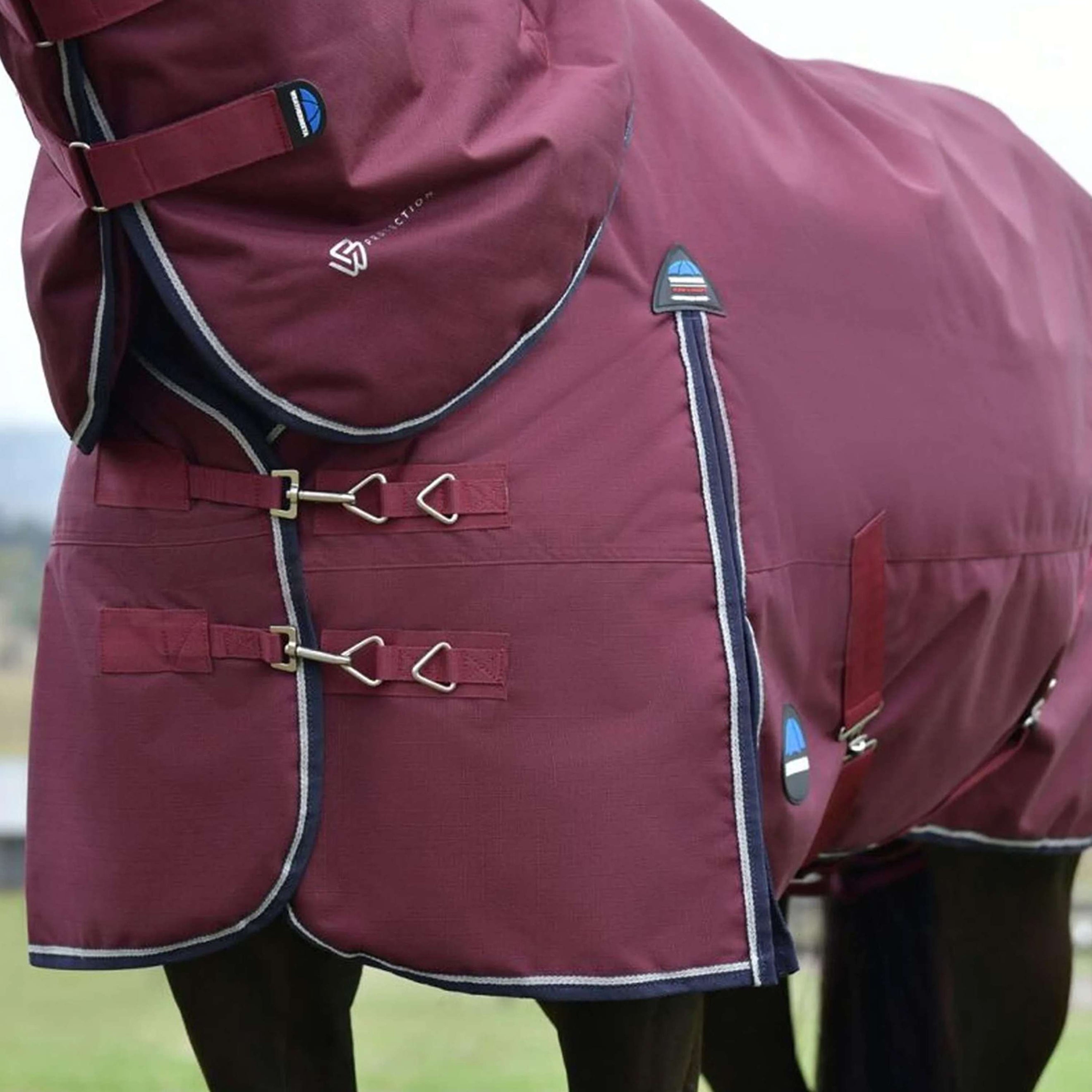 WeatherBeeta ComFiTec Essential Turnout Detach-A-Neck 50g Burgund/Navy