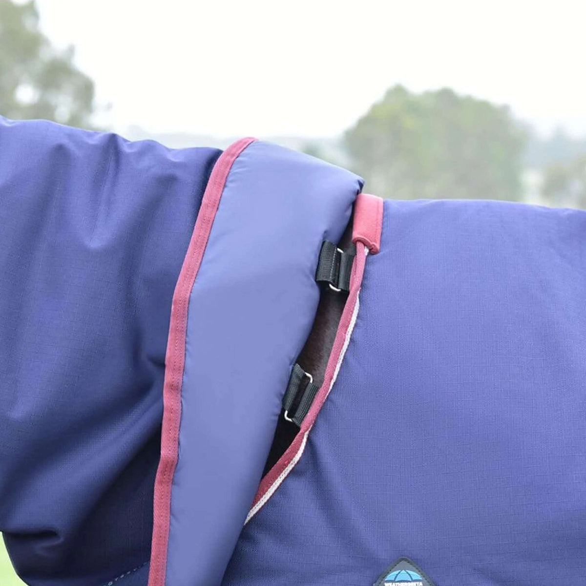 WeatherBeeta ComFiTec Essential Turnout Detach-A-Neck 50g Navy/Burgundy