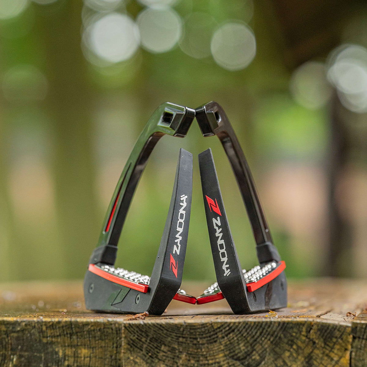 Zandona Sicherheitsbügel Omnia Rot/Schwarz