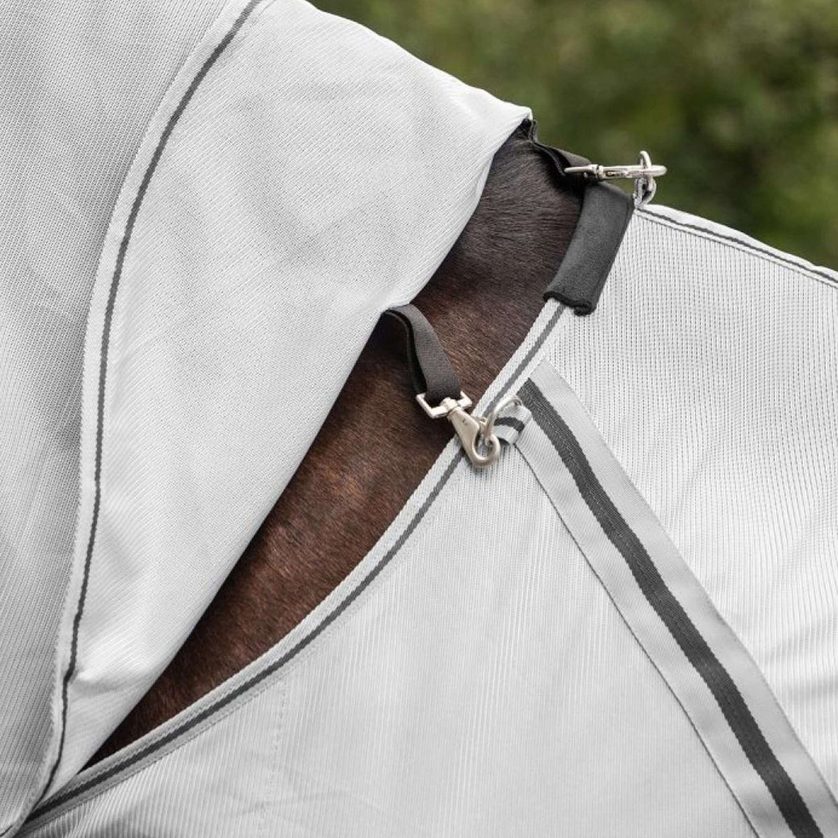 Waldhausen Fliegendecke Protect mit Losem Hals Silbergrau/Grau