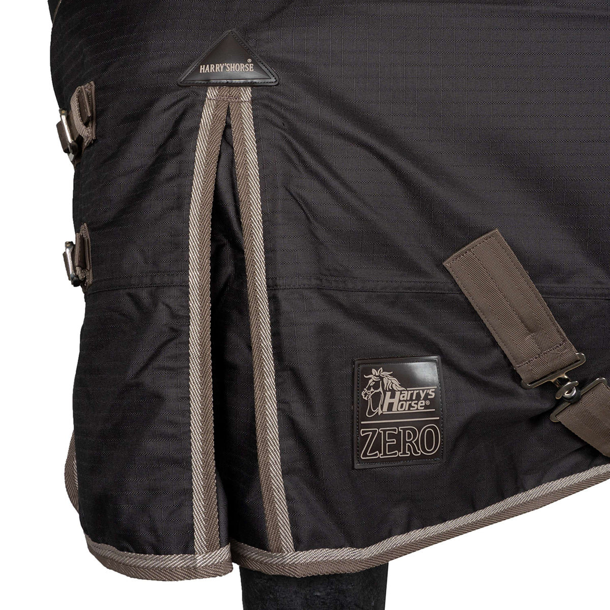 Harry's Horse Regendecke Thor WI25 0gr After Dark