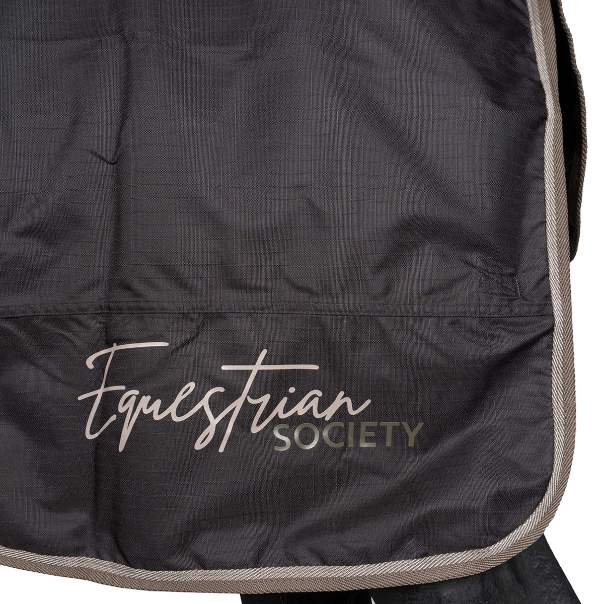 Harry's Horse Regendecke Thor WI25 0gr After Dark