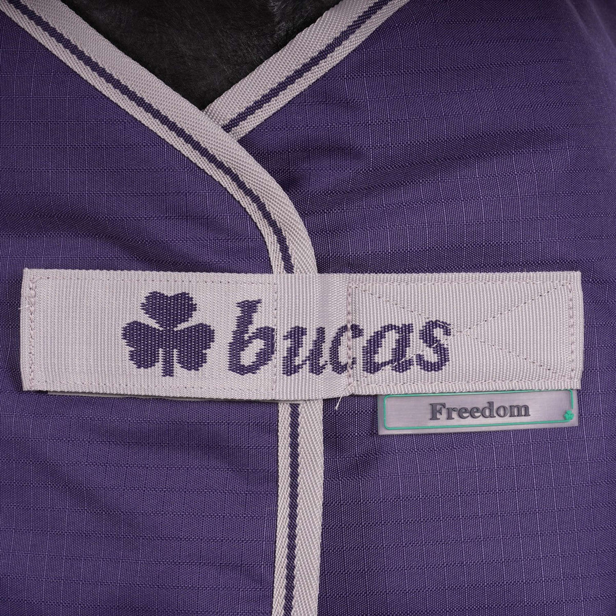 Bucas Freedom Turnout 300g Navy
