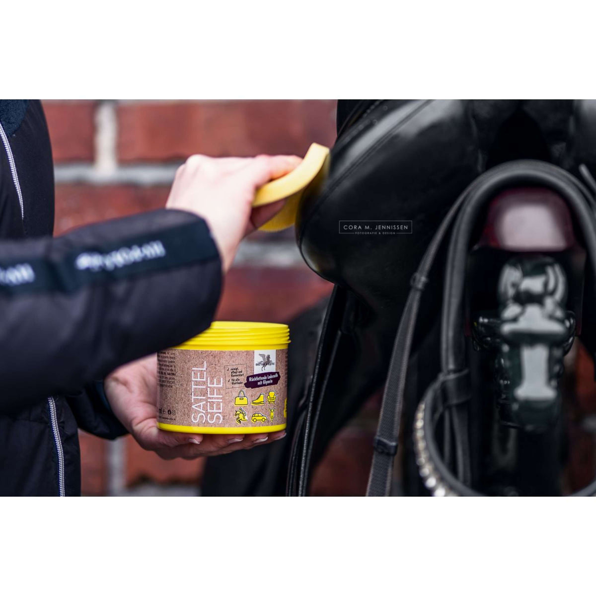 Bense & Eicke Sattelseife mit Schwamm