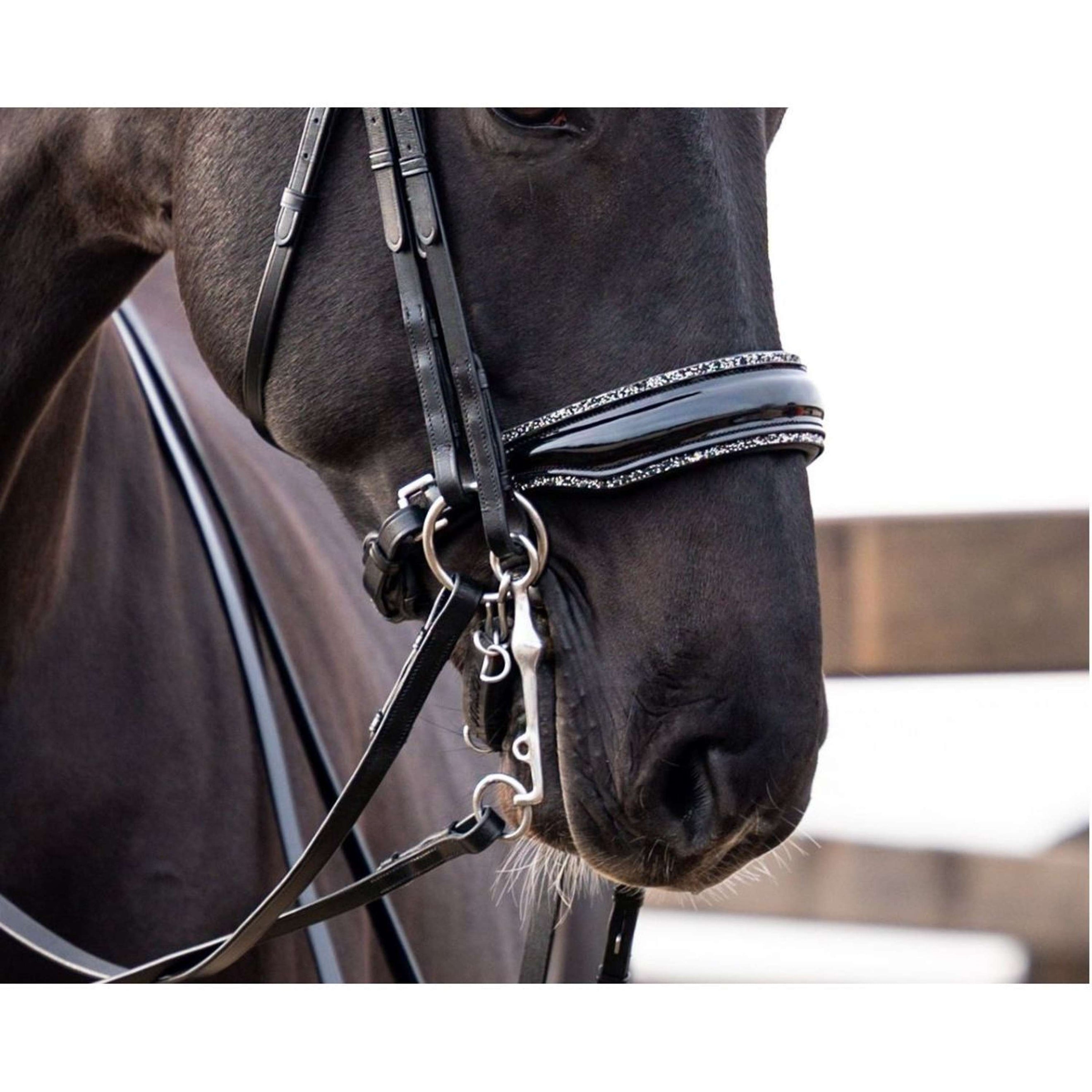 HB Showtime Reithalfter Rocky Glitter Anatomisch Schwarz HB Showtime Reithalfter Rocky Glitter Anatomisch Schwarz