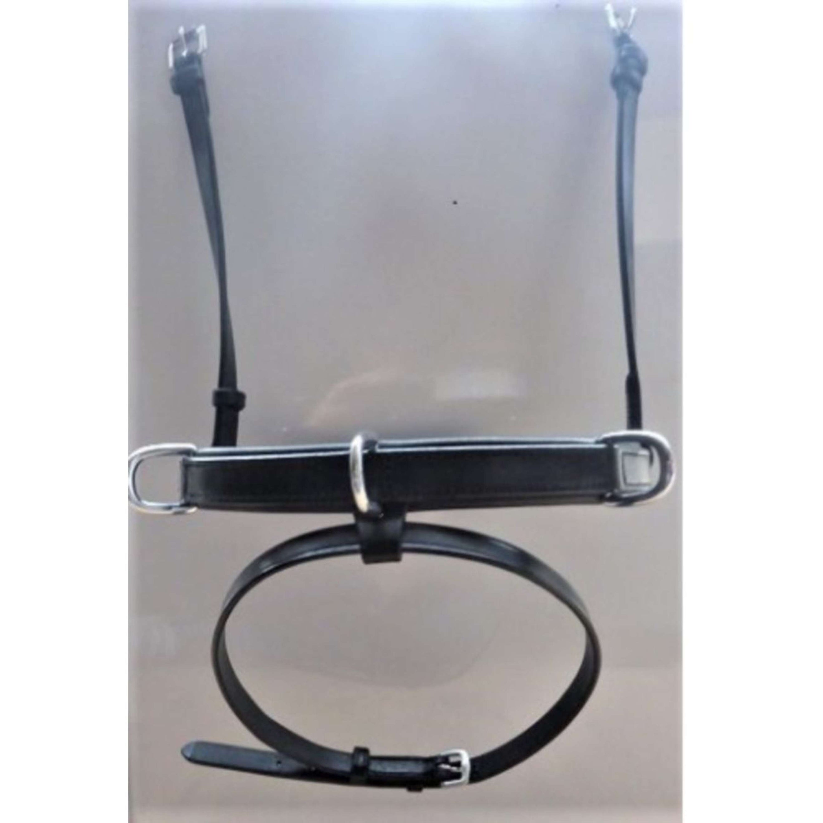 HB Showtime Nasenriemen Kapzaum Schwarz HB Showtime Nasenriemen Kapzaum Schwarz