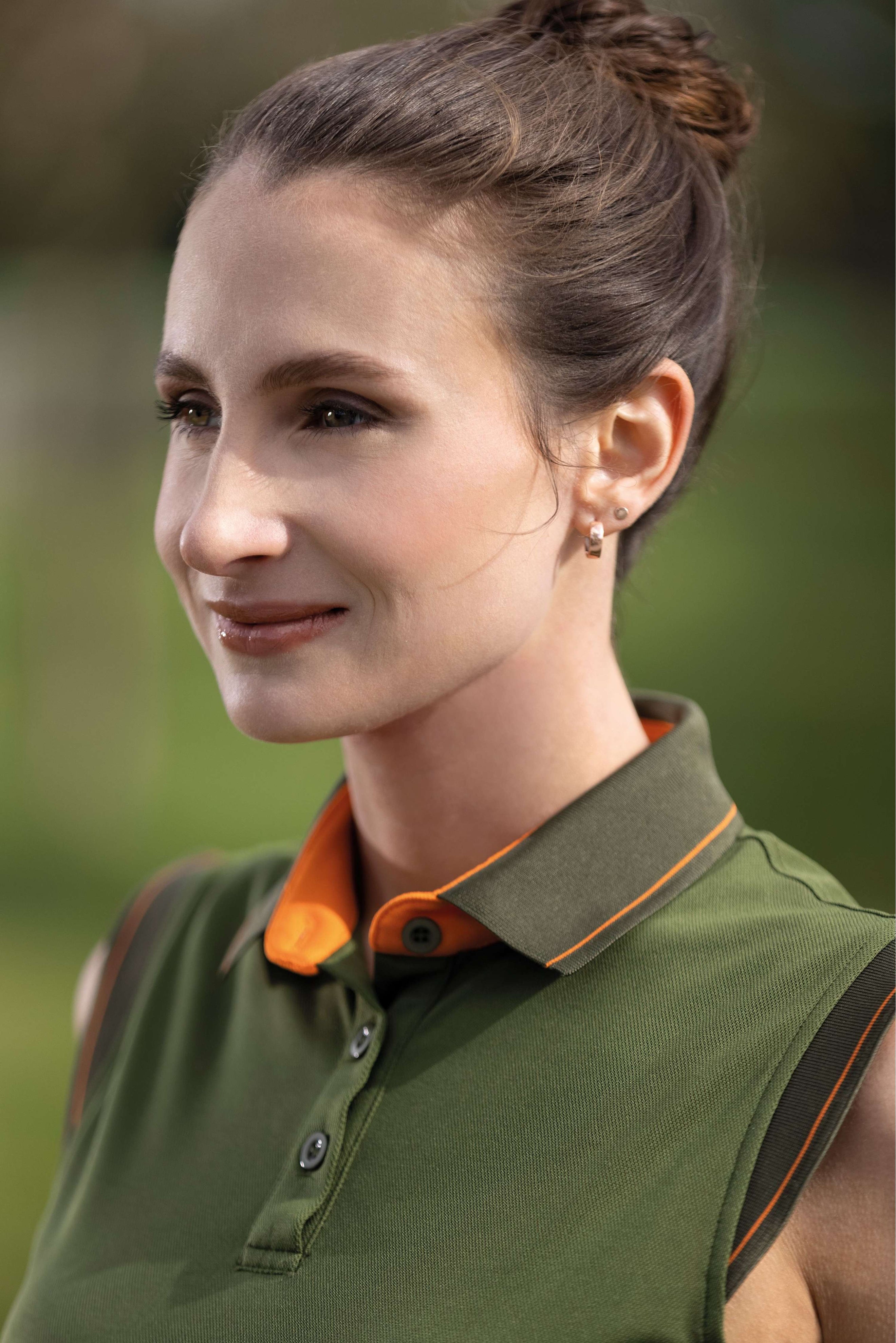 HKM Poloshirt Classico Ärmellos Olivgrün HKM Poloshirt Classico Ärmellos Olivgrün