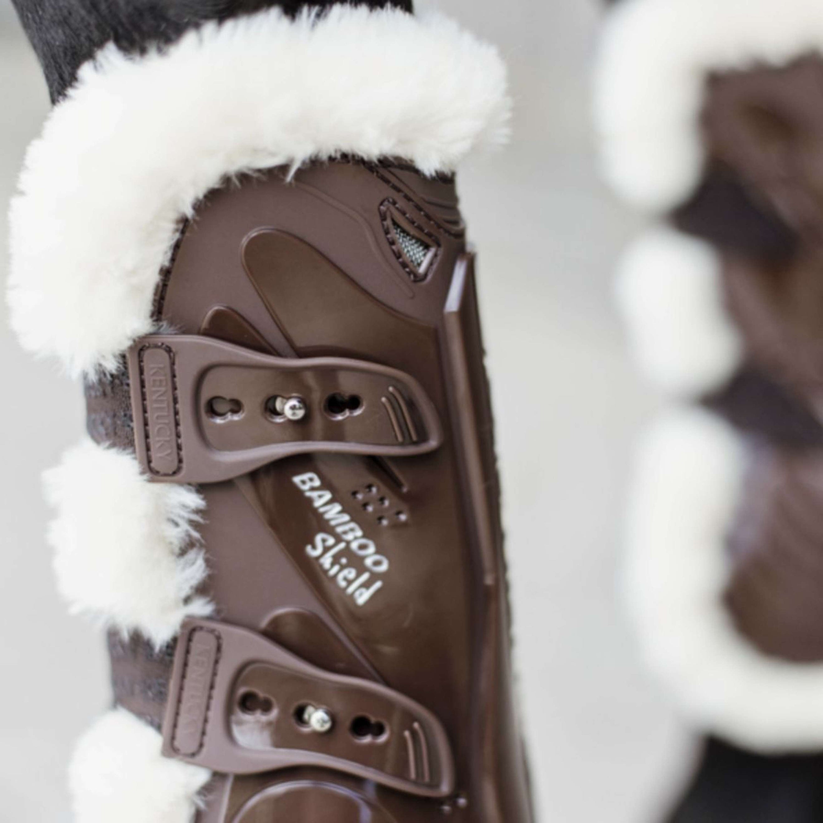 Kentucky Gamaschen Bamboo Elastic Vegan Sheepskin Braun Kentucky Gamaschen Bamboo Elastic Vegan Sheepskin Braun