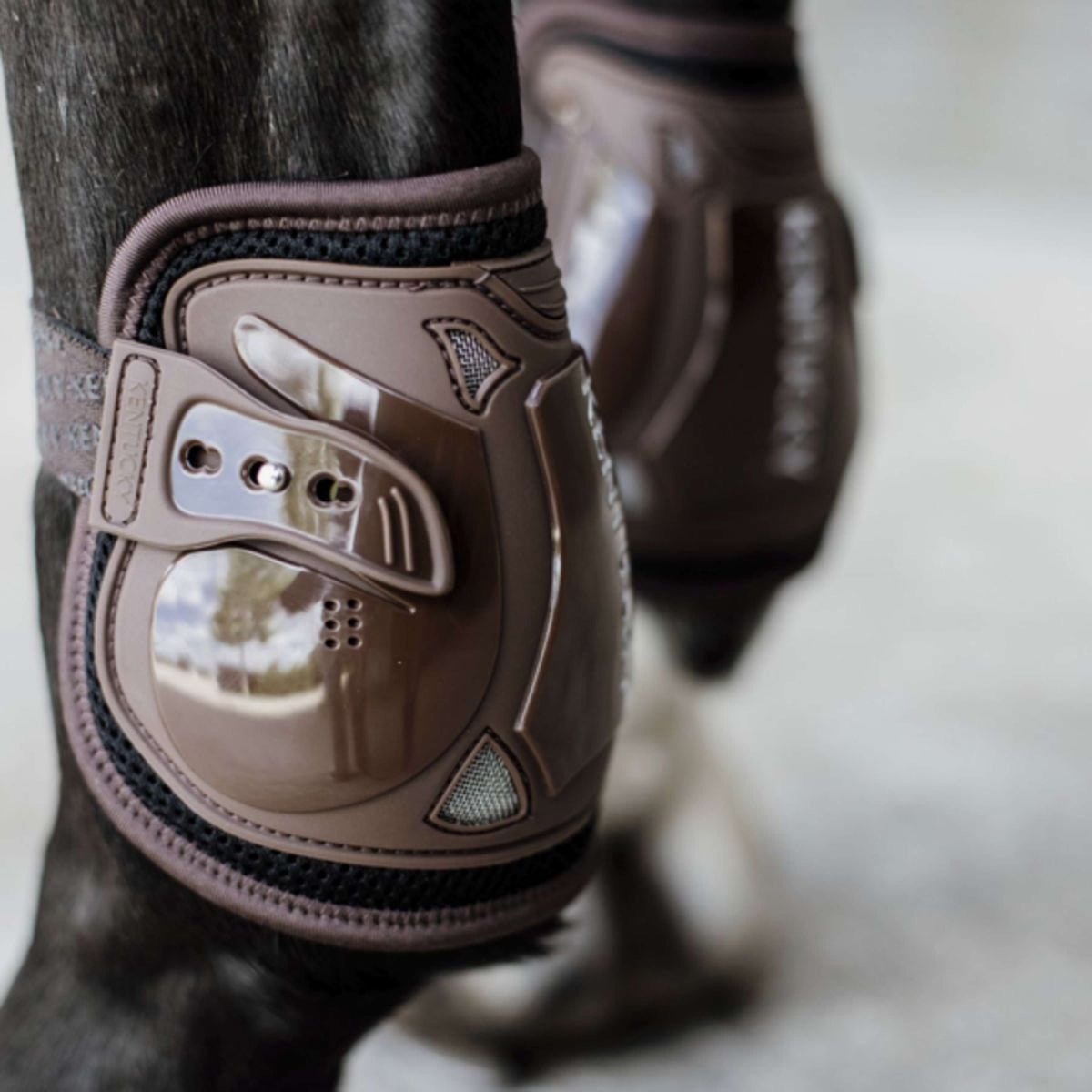 Kentucky Horsewear Kugelschützer Moonboots Air Braun