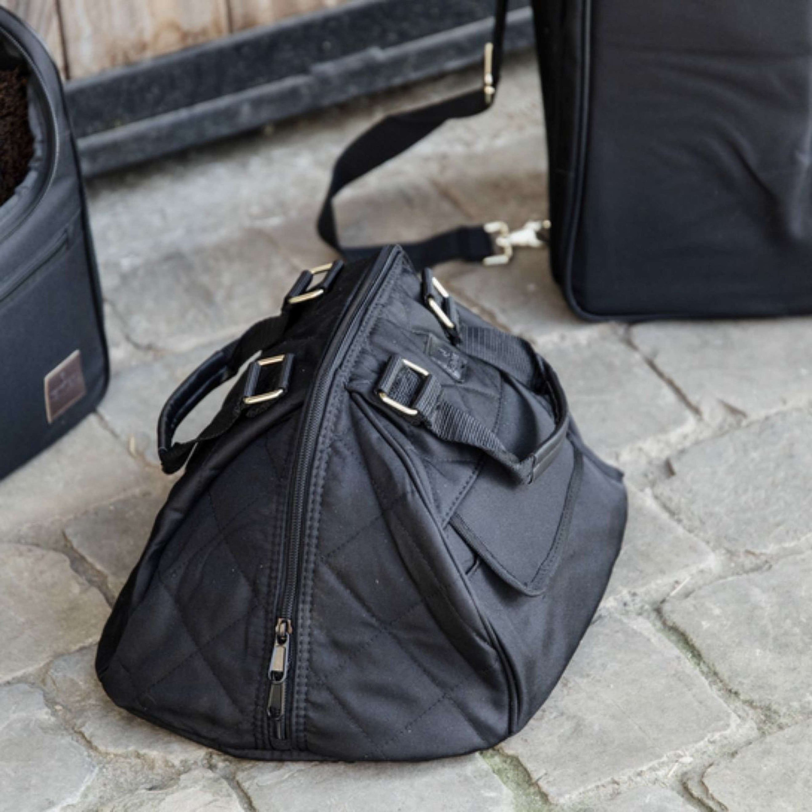 Kentucky Helmtasche Schwarz Kentucky Helmtasche Schwarz