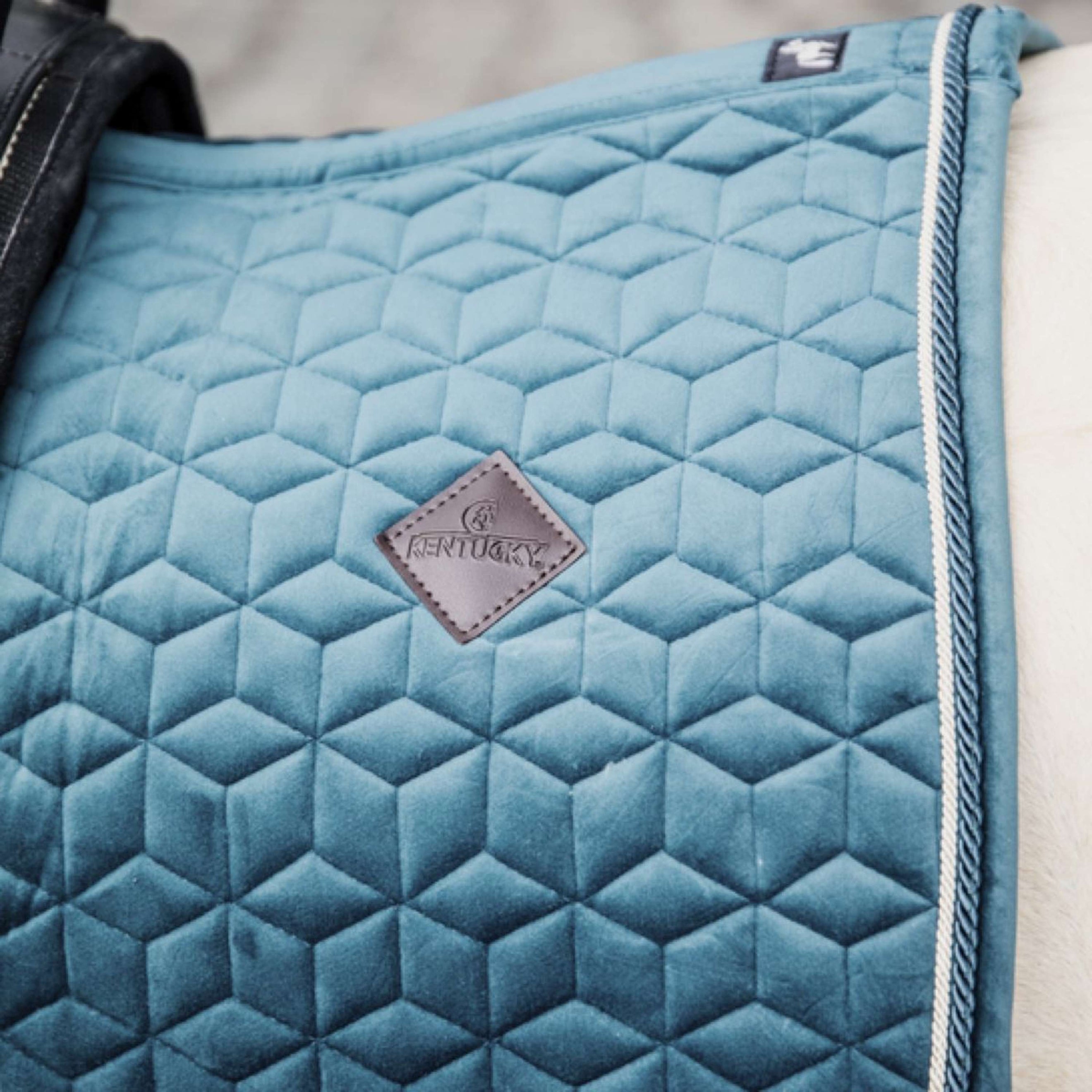 Kentucky Schabracke Velvet Smaragdgrün Kentucky Schabracke Velvet Smaragdgrün