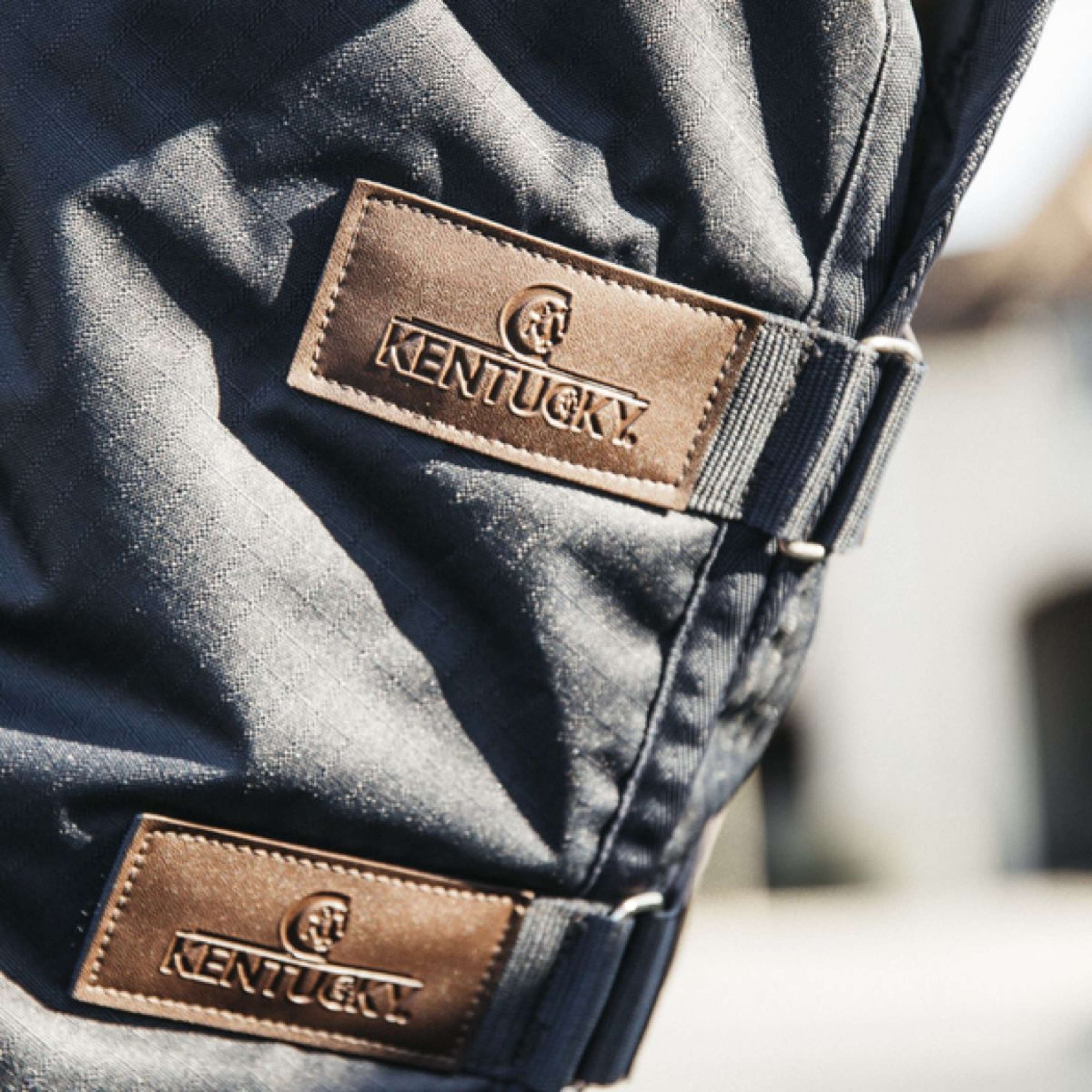 Kentucky Halsstück All Weather Waterproof Classic 150g Navy Kentucky Halsstück All Weather Waterproof Classic 150g Navy