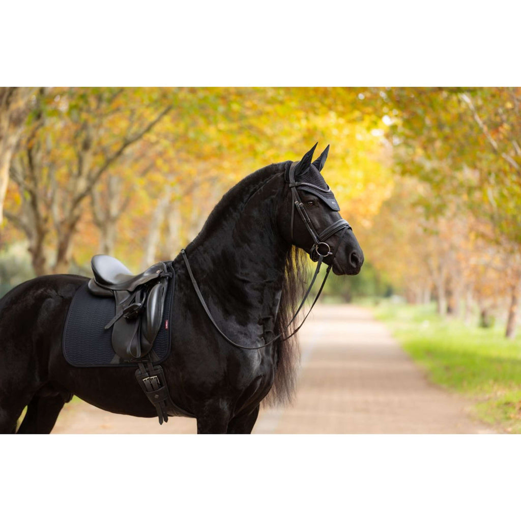 LeMieux Schabracke Essence Dressur Schwarz