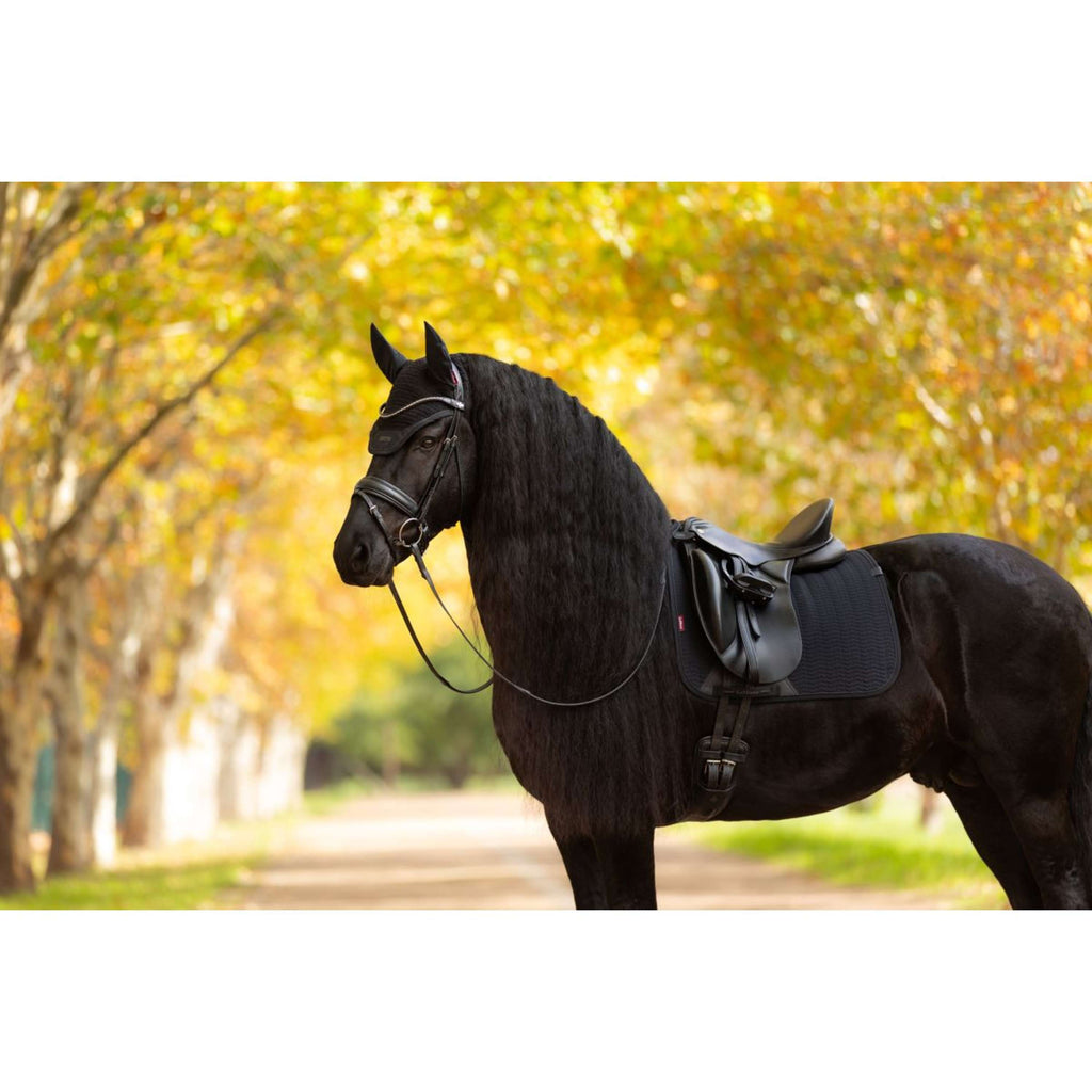 LeMieux Schabracke Essence Dressur Schwarz