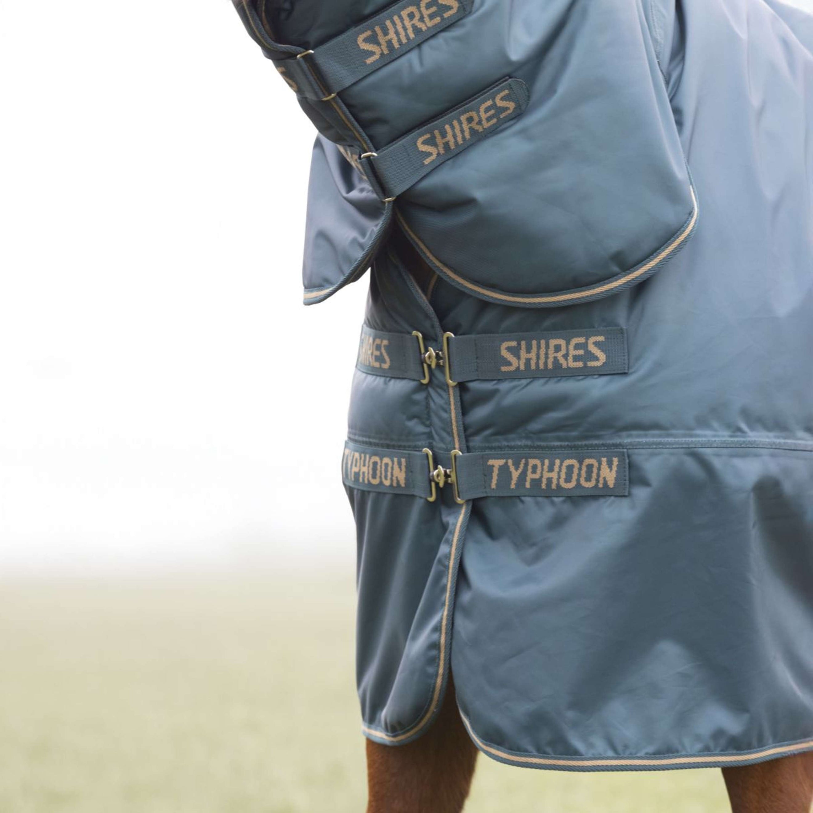 Tempest Winterdecke Turnout Typhoon Combo 200g Grün Tempest Winterdecke Turnout Typhoon Combo 200g Grün