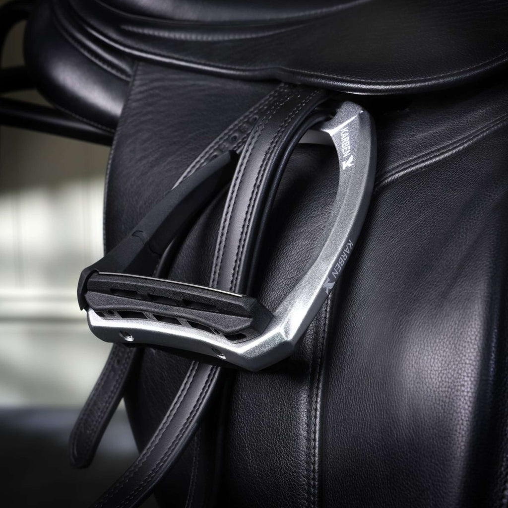 Karben by Shires Steigbügel Ultra Grip FX Schwarz