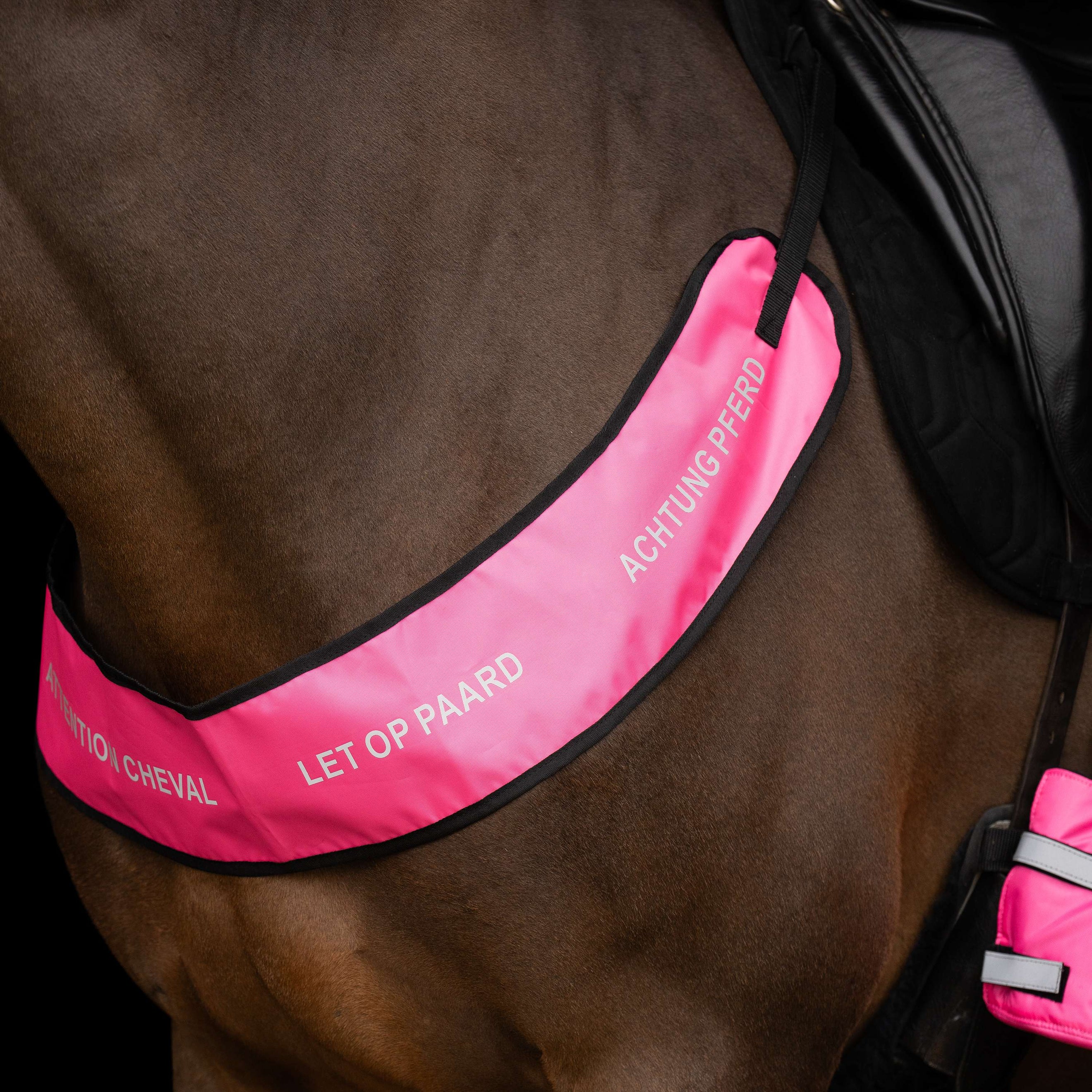 Imperial Riding Brustgeschirr IRHReflective Pink Imperial Riding Brustgeschirr IRHReflective Pink