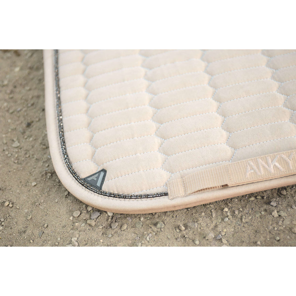 ANKY Schabracke Suede XB261111 Dressur Island Fossil