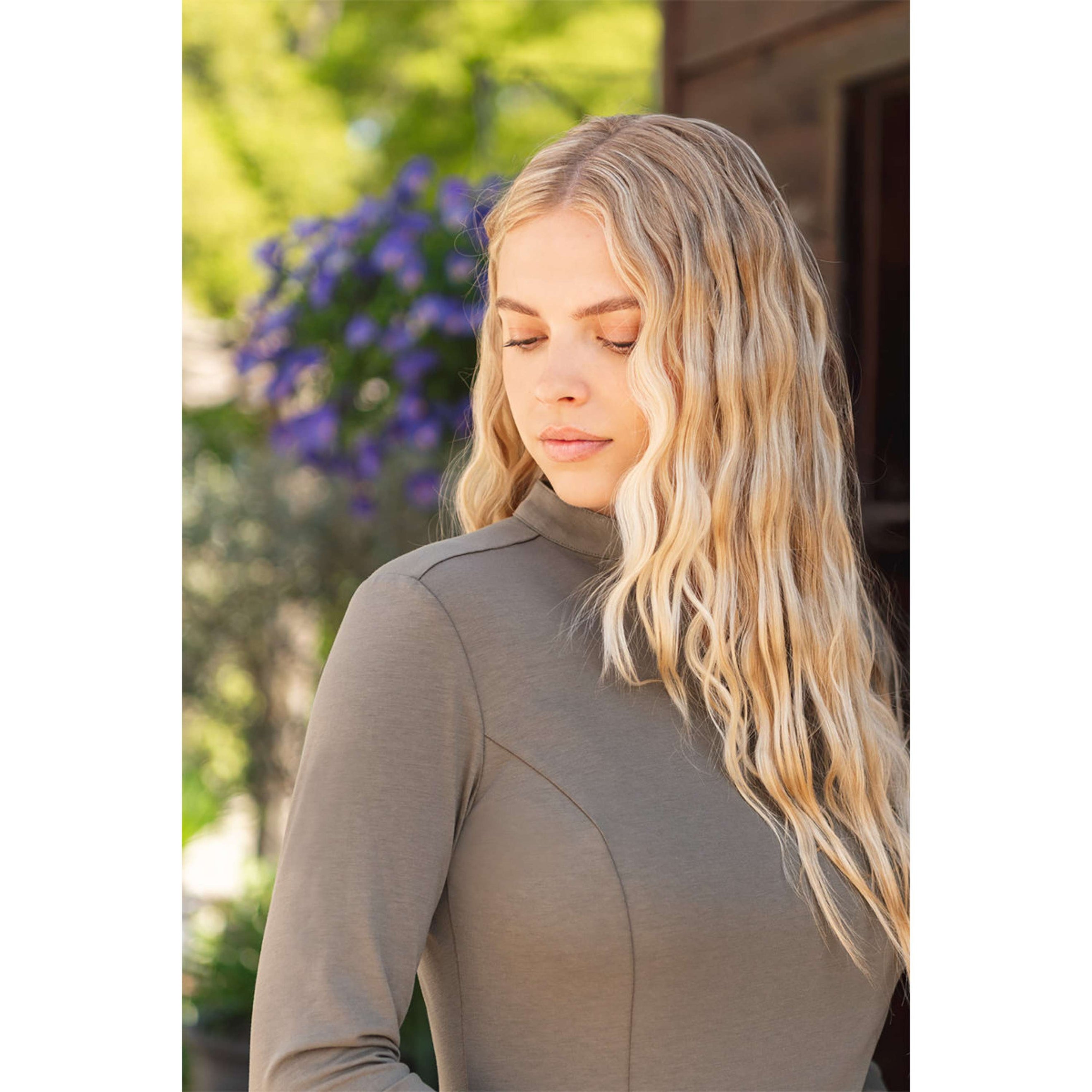 ANKY Longsleeve Zip Up ATC261203 Bungee Cord ANKY Longsleeve Zip Up ATC261203 Bungee Cord