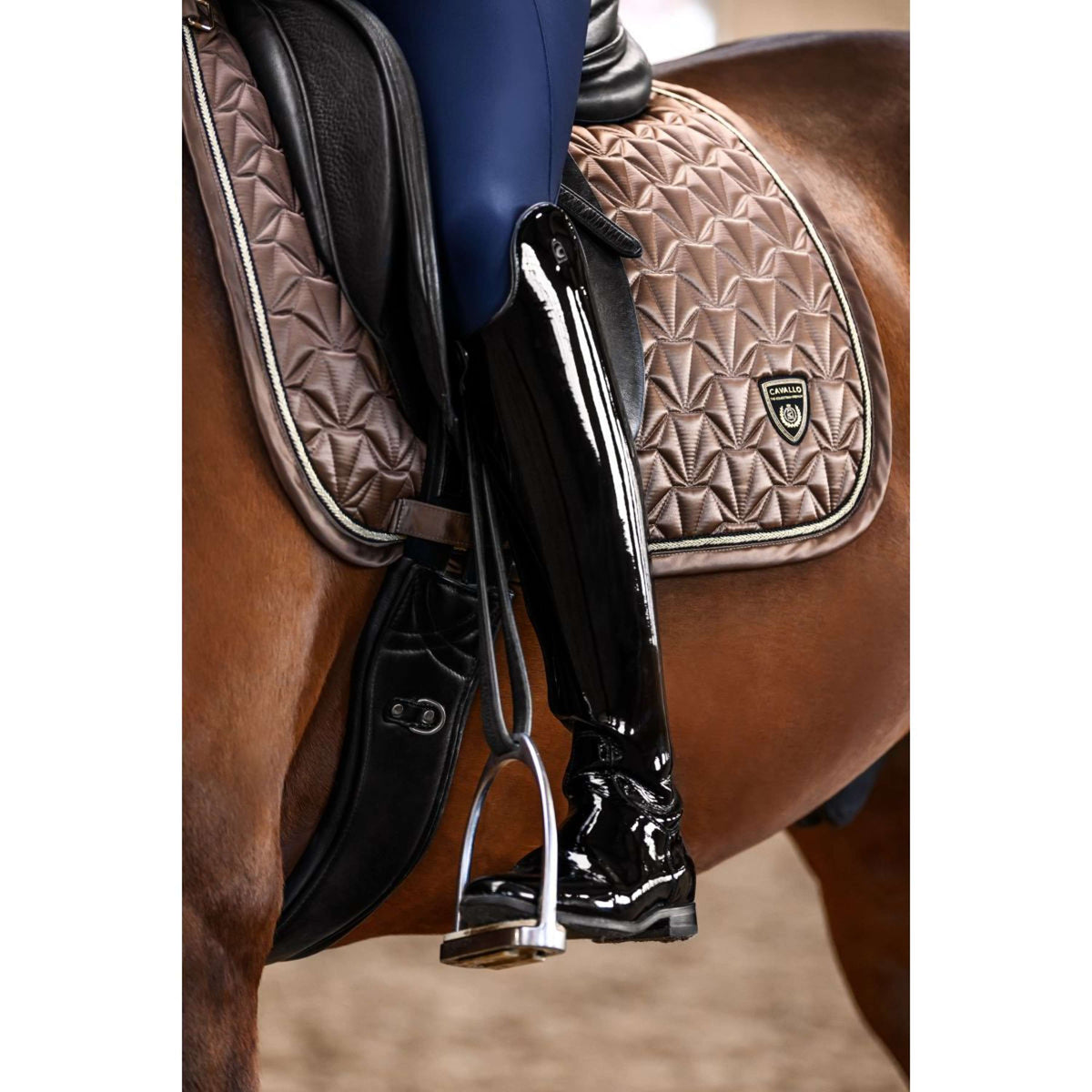 Cavallo Premium Capsule Schabracke CavalLyana Dressur Dark Caramel