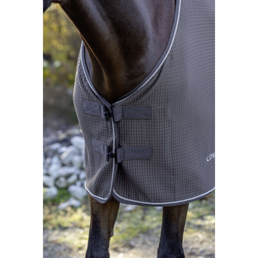 Covalliero Abschwitzdecke Premium AW26 Milky Chocolate