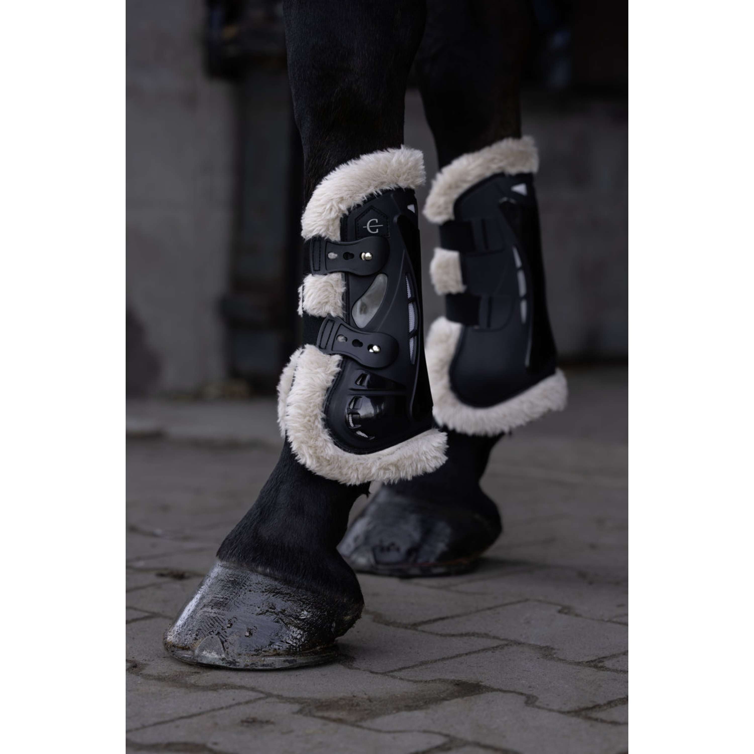 Covalliero Gamaschen AW26 Schwarz