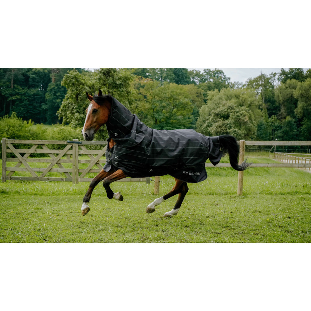 EQUITHÈME Regendecke Lumin 600D 50g Schwarz