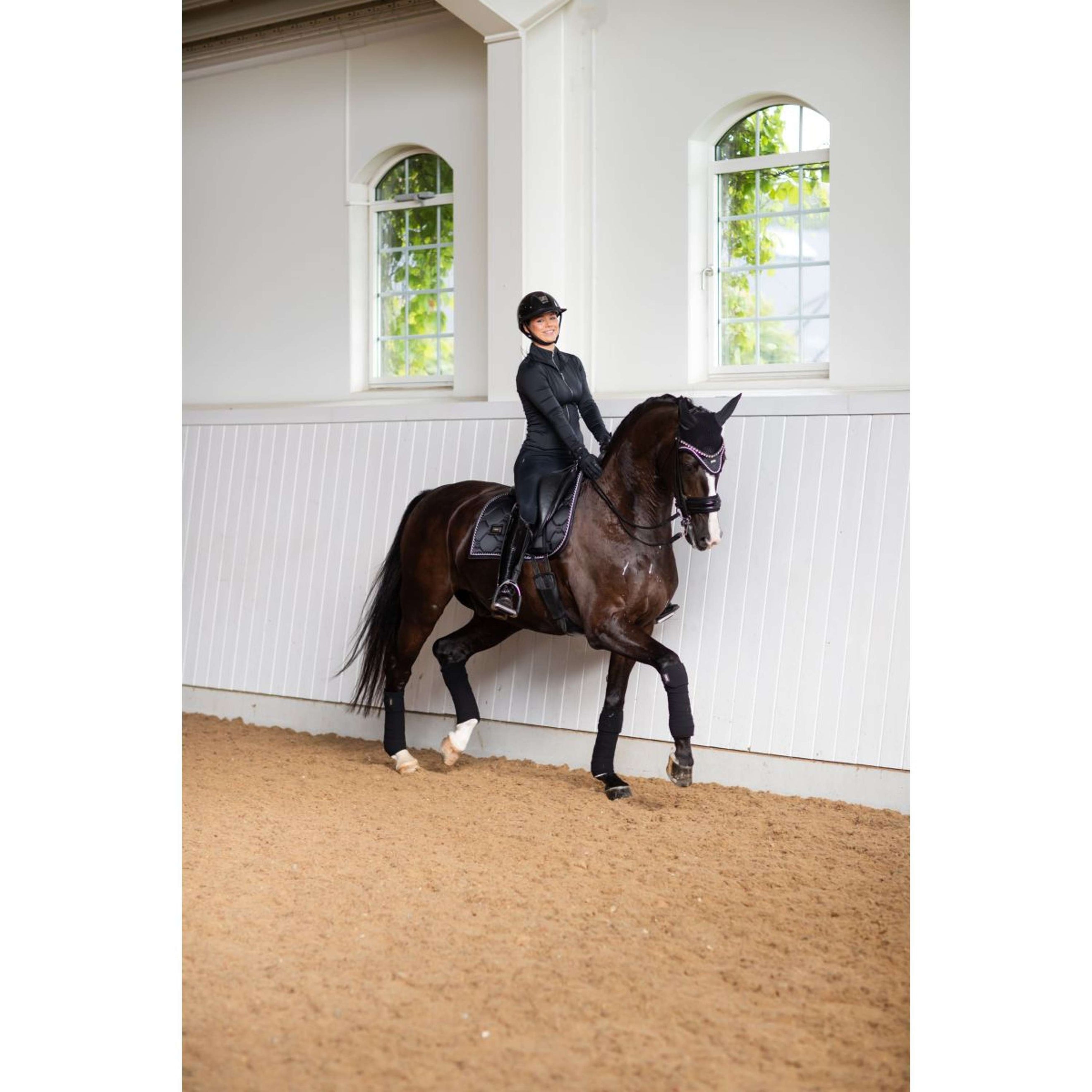 Equestrian Stockholm Bandagen Black Edition Equestrian Stockholm Bandagen Black Edition