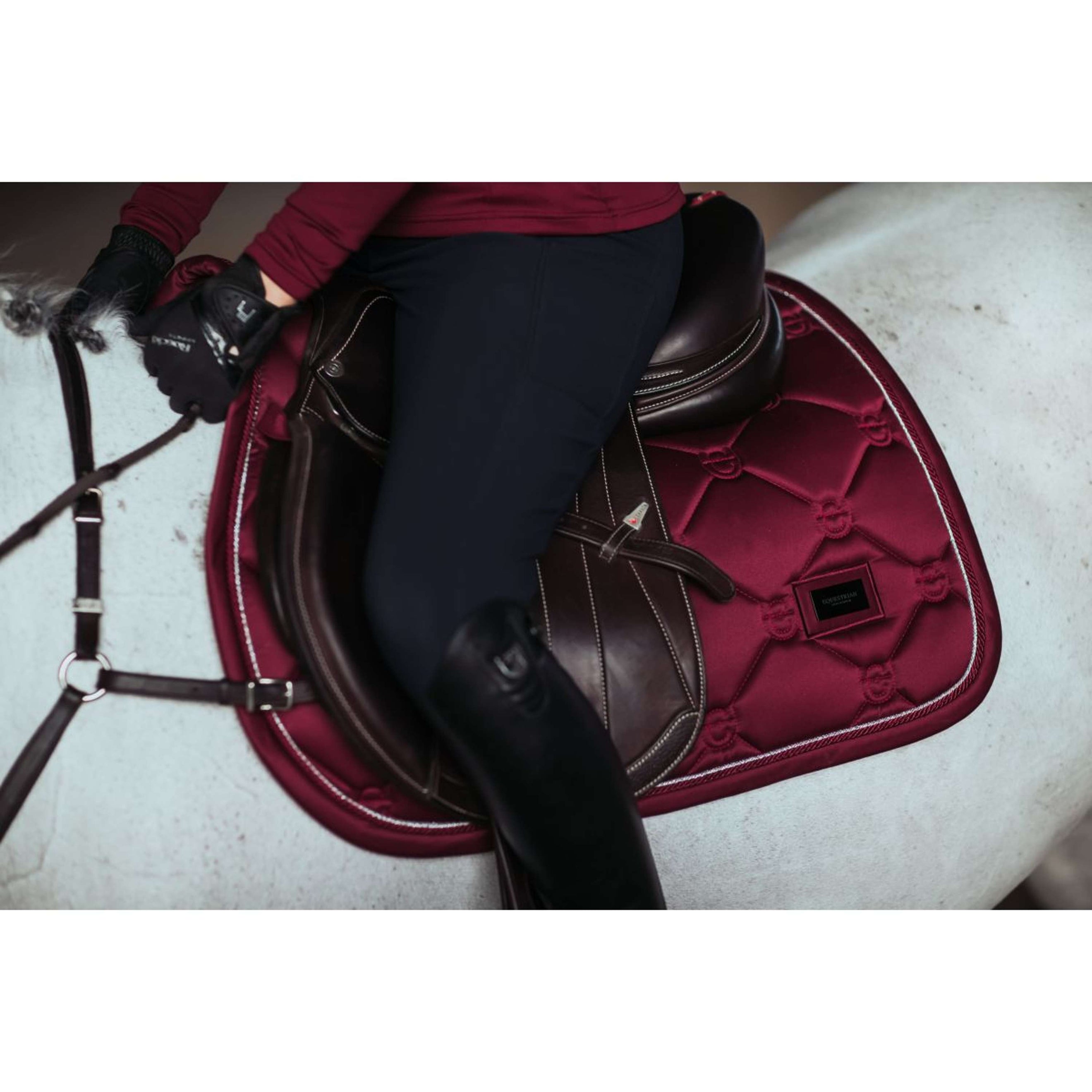 Equestrian Stockholm Schabracke Springen Bordeaux