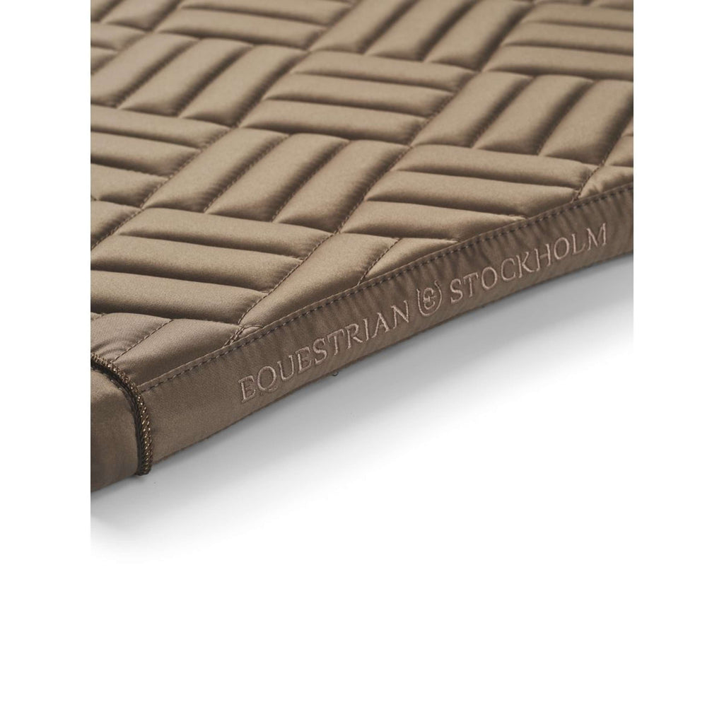 Equestrian Stockholm Schabracke Modern Dressur Champagne