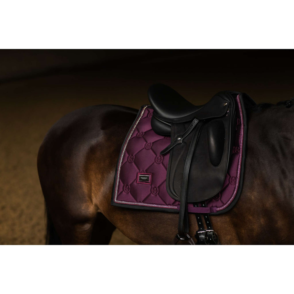 Equestrian Stockholm Schabracke Crystal Shine Dressur Mauve Wine
