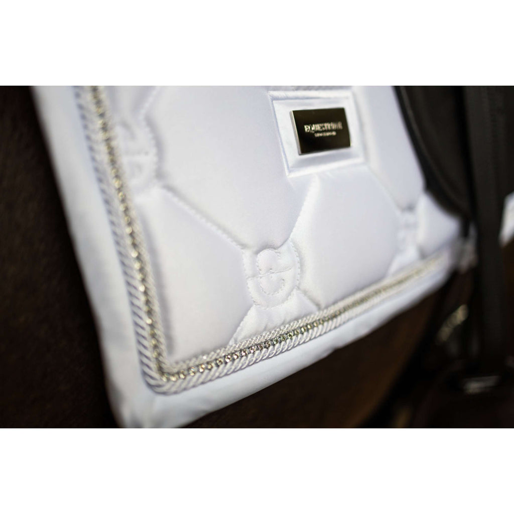 Equestrian Stockholm Schabracke Crystal Shine Dressur Weiß