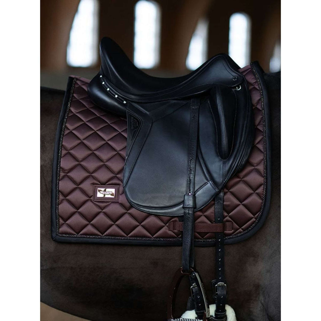 Equestrian Stockholm Schabracke Dressur Endless Glow